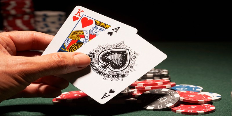 Cách chơi blackjack cơ bản